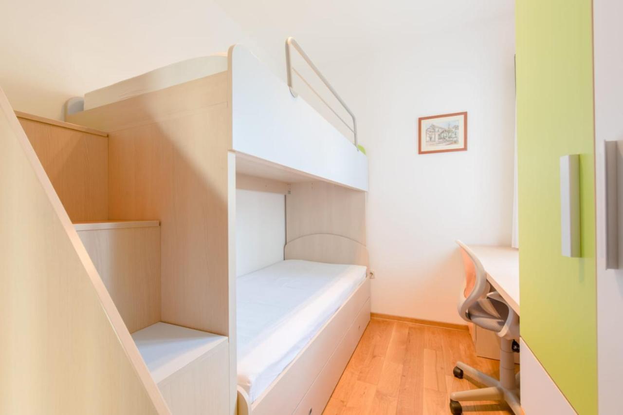 Apartmani Krilo Podstrana Exteriör bild