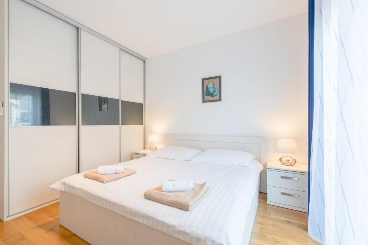 Apartmani Krilo Podstrana Exteriör bild