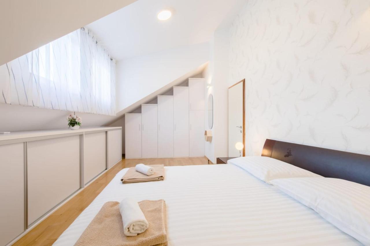Apartmani Krilo Podstrana Exteriör bild